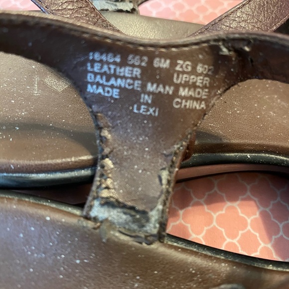 I ❤️ Comfort Sandals, Size 6 - Picture 6 of 8